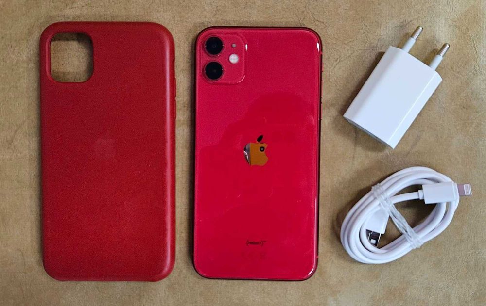 Apple iPhone 11 64GB red