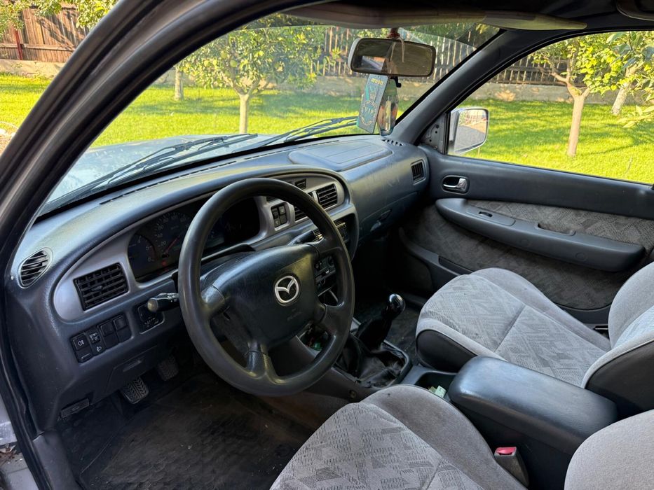Mazda b2500 2006