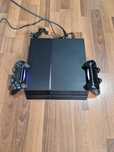Ps4 modat perfect funcțional.