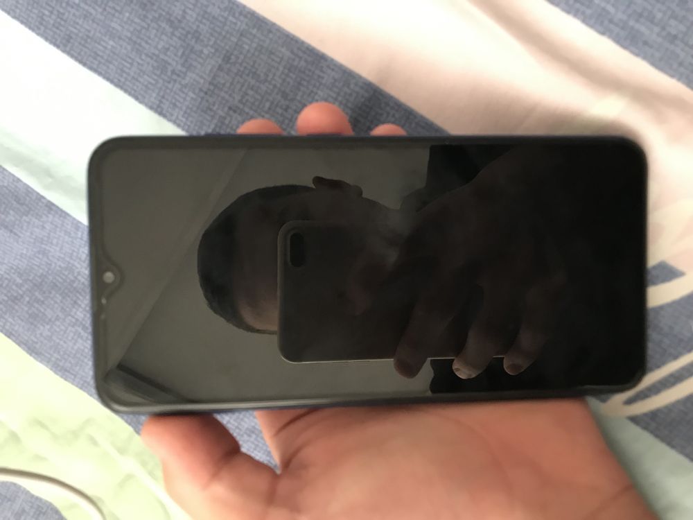 Redmi 8 karobka yuq