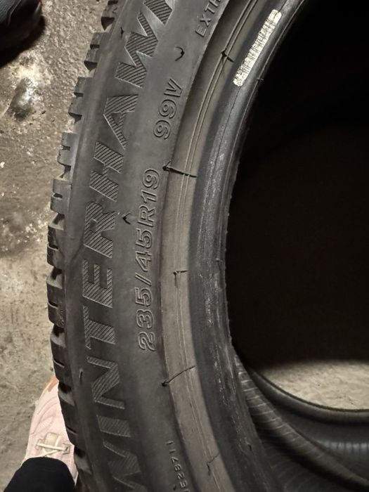 Продавам зимни гуми