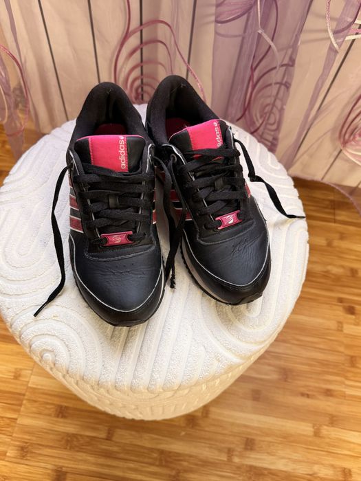 Adidas megru cu roz
