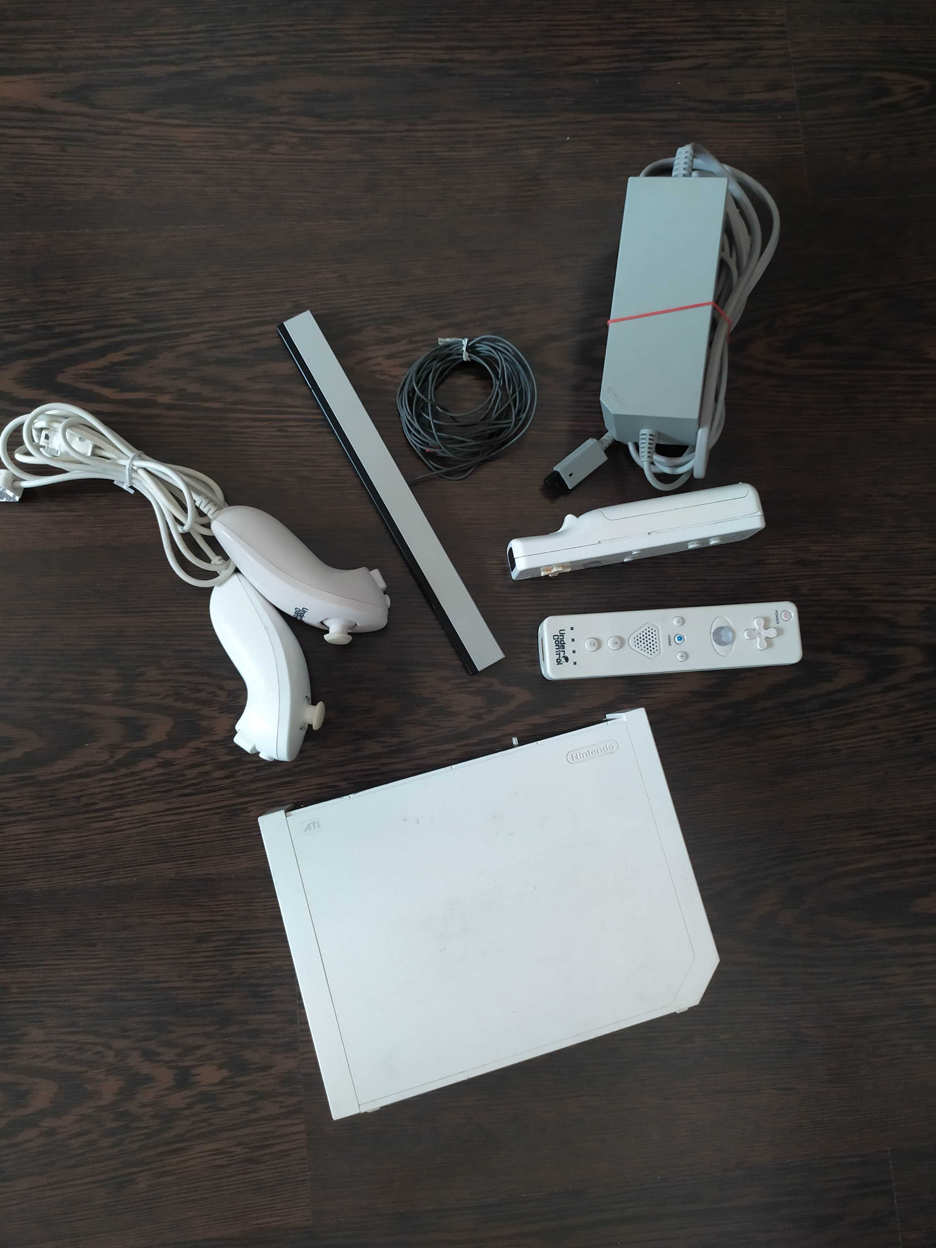 Accesorii Jocuri Nintendo Wii si adaptor 12V 4A