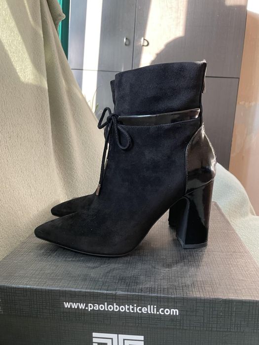 Дамски елегантни ботушки