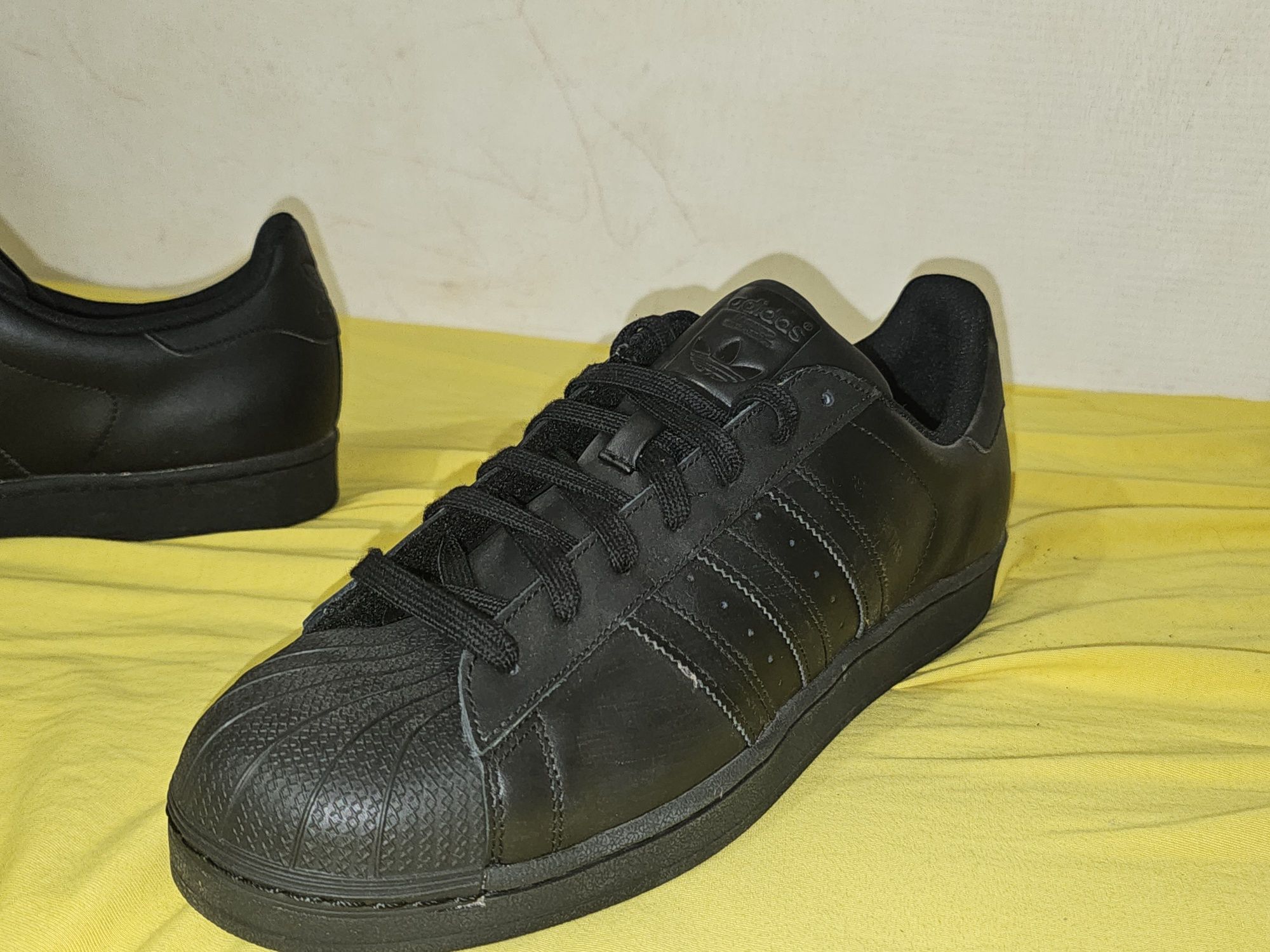 Adidas Superstar