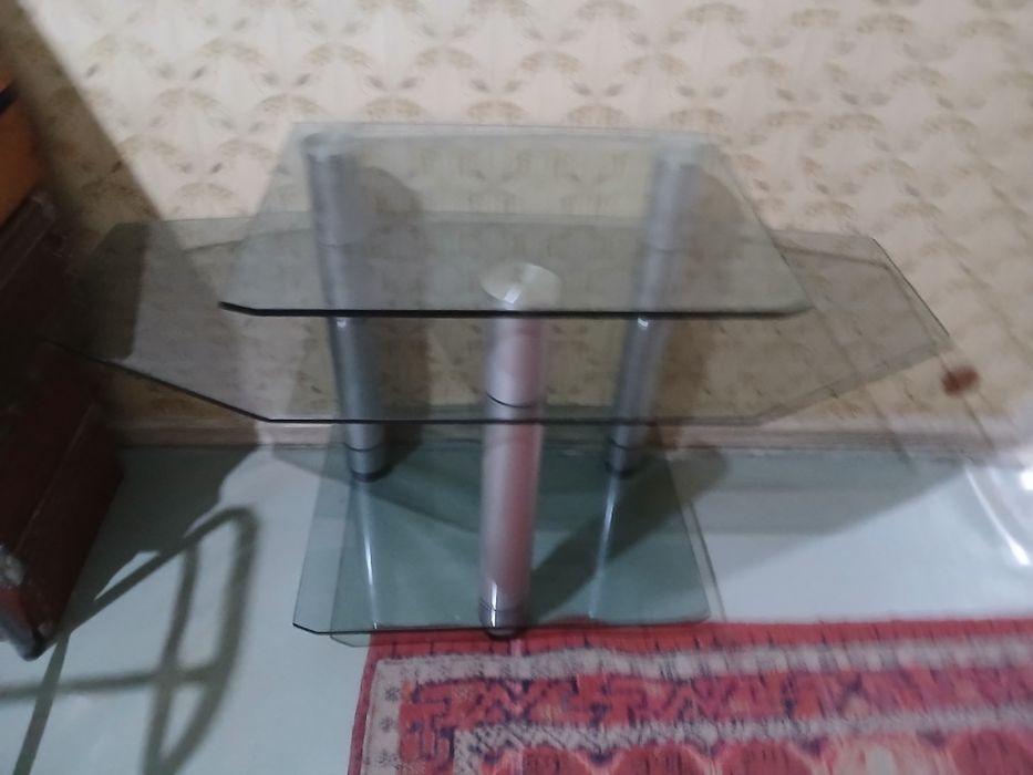 Телеввизор. Постакв. Сотилади. Ойнали  ахволи. Зур