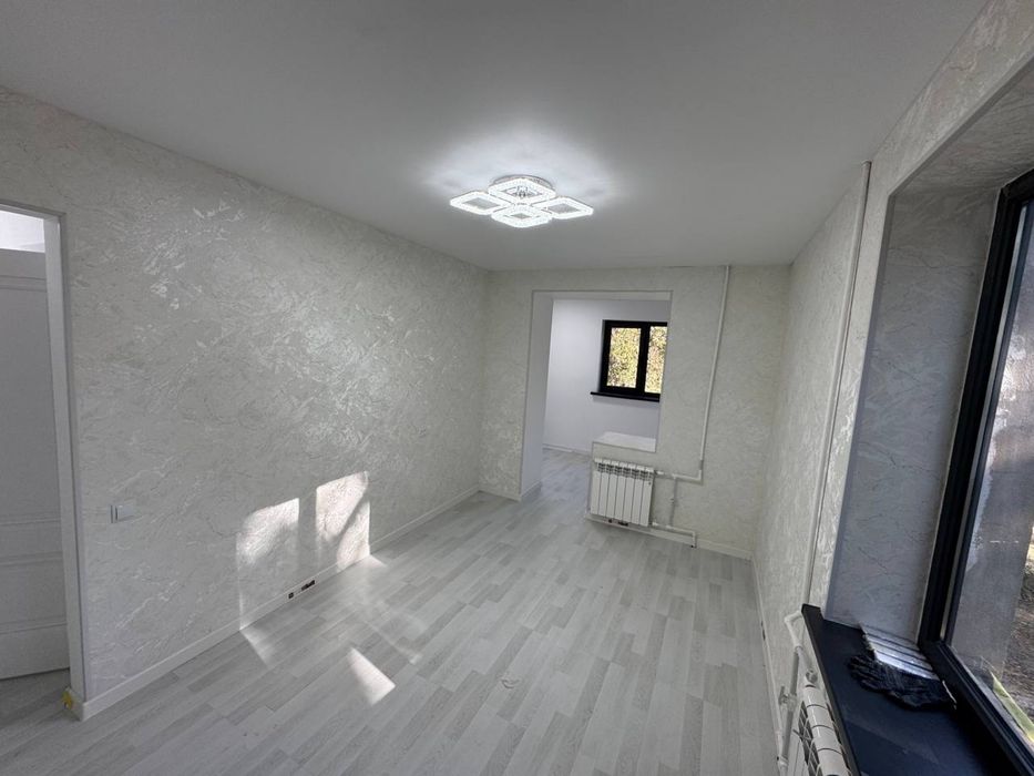 ЭКО базар Мирзо Улугбекская ор-р Перекрёсток Чимган  2/2/5