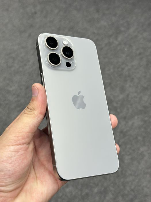 Iphone 15 pro Max E SIM