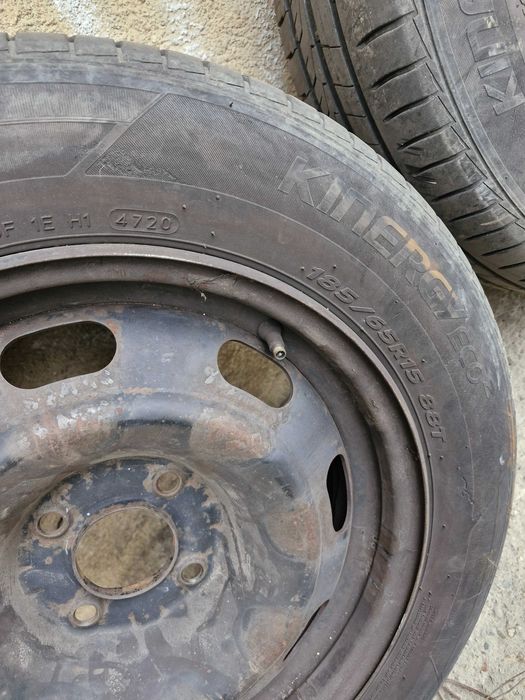 jante + anvelope 185/65 R15