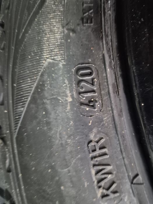 Vand jante Mercedes E cu anvelope iarna