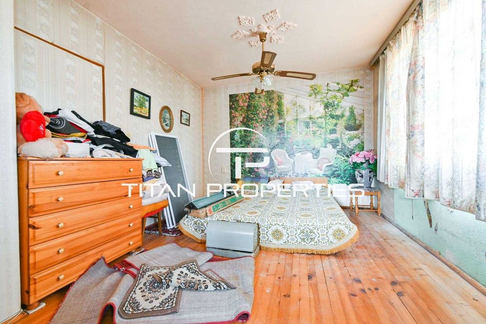 Продава се Къща в с. Мрамор, Област София-град - 240 кв.м за 659 €/кв.м - Снимка #2