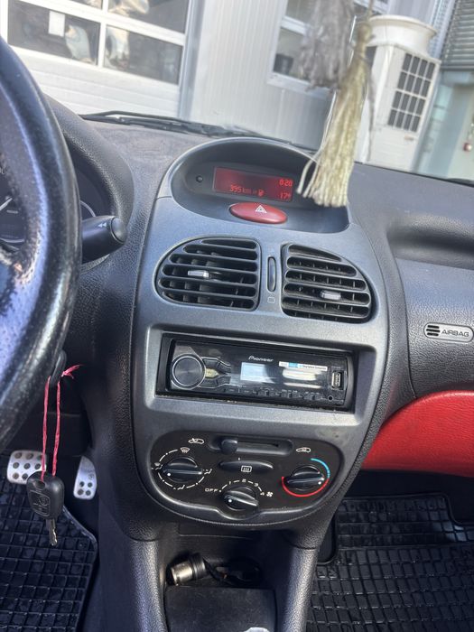 Vand Peugeot 206 cc /Cabrio/ 1.6 benzina