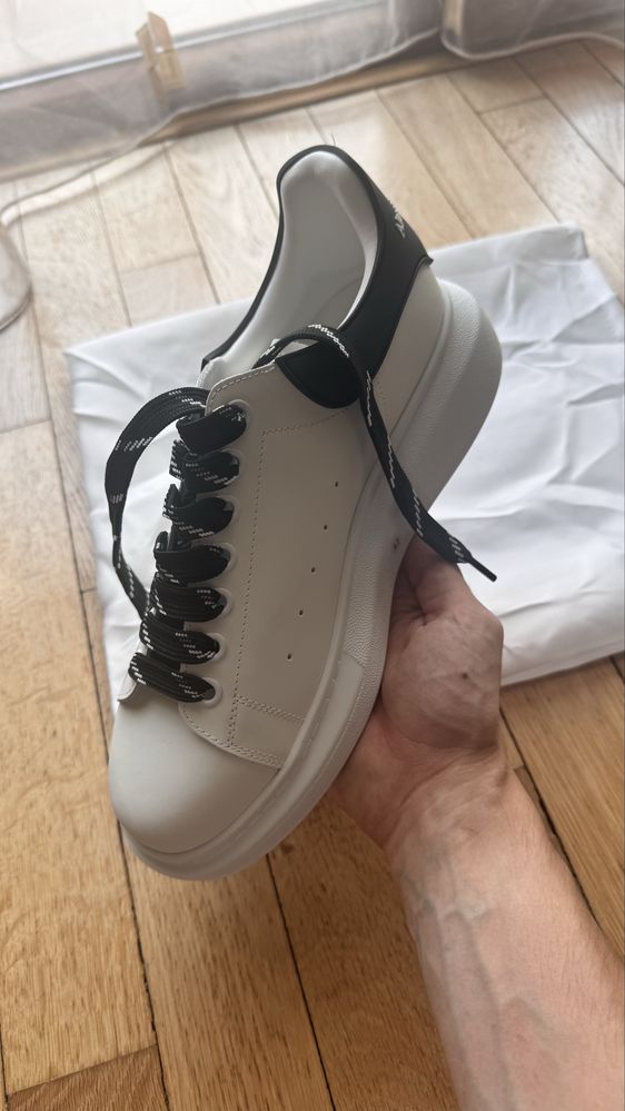 Alexander Mcqueen 42-ри номер