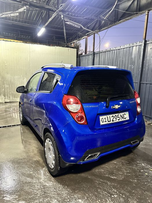 Spark a/t srochna sotiladi