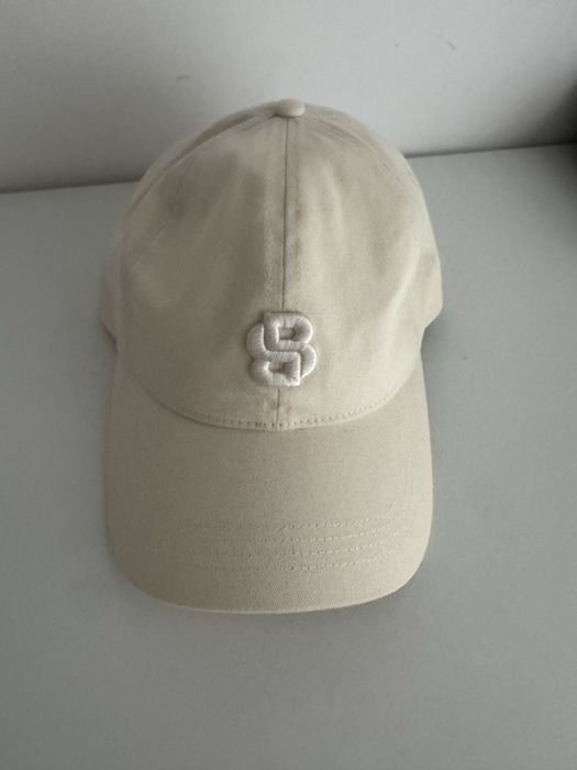 Шапки Armani и Boss