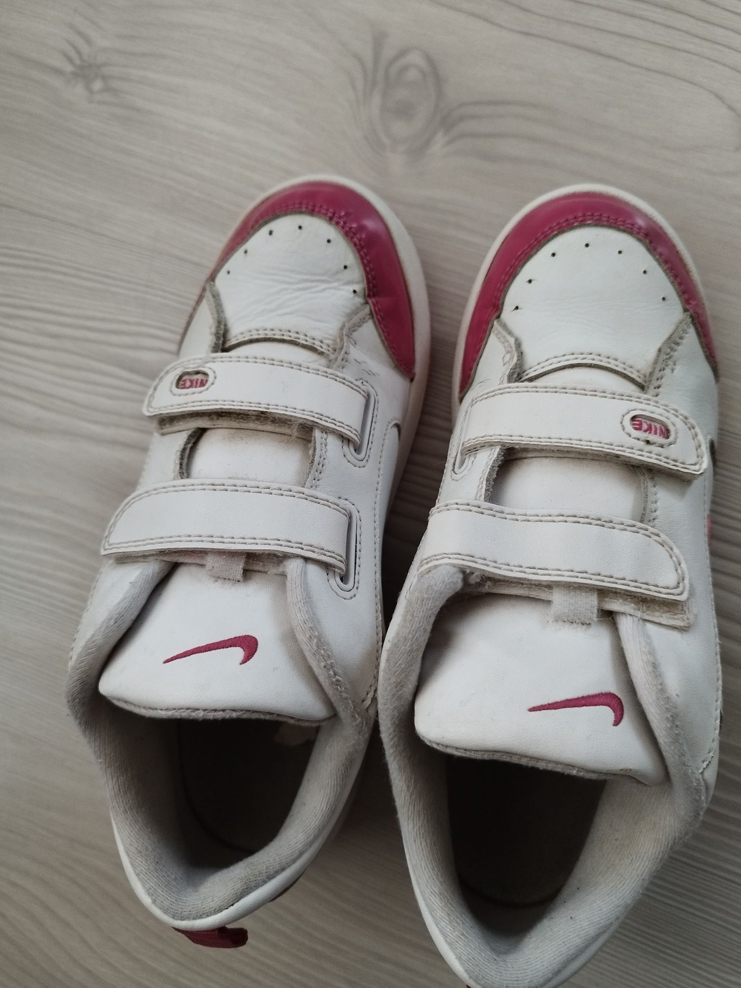 Adidasi piele Nike 34 reglabili cu arici scai