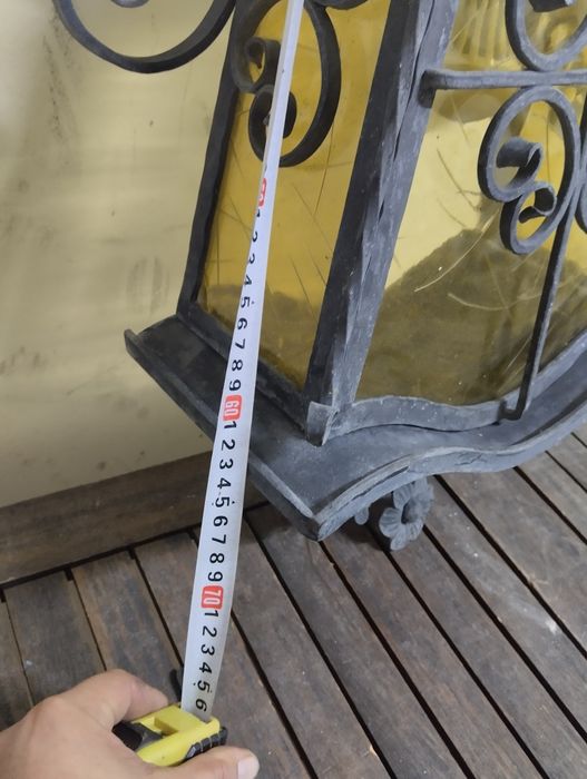 Стар фенер от ковано желязо