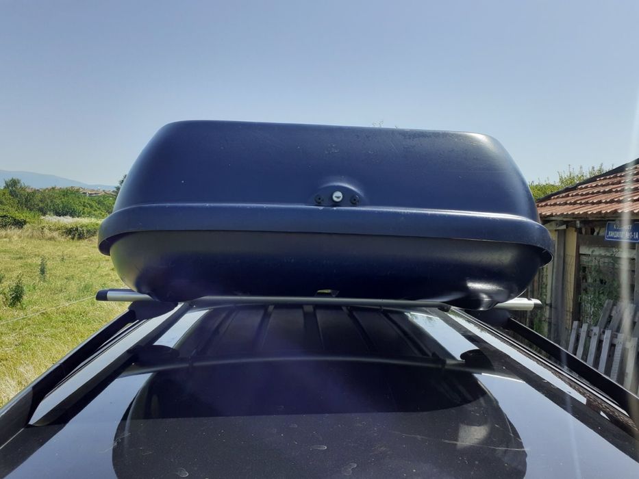 Куфар за кола в много добро състояние за багаж