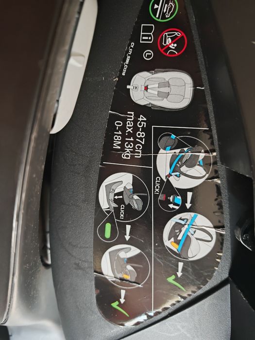 Scoica Cybex cloud z+ cu baza ISOFIX de fixare