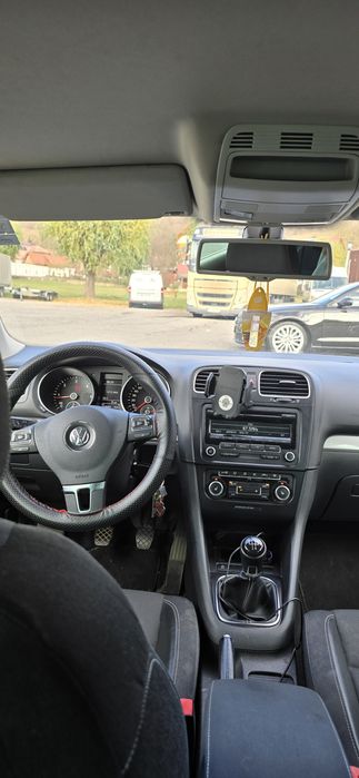 Vând golf 6  1.6 TDI