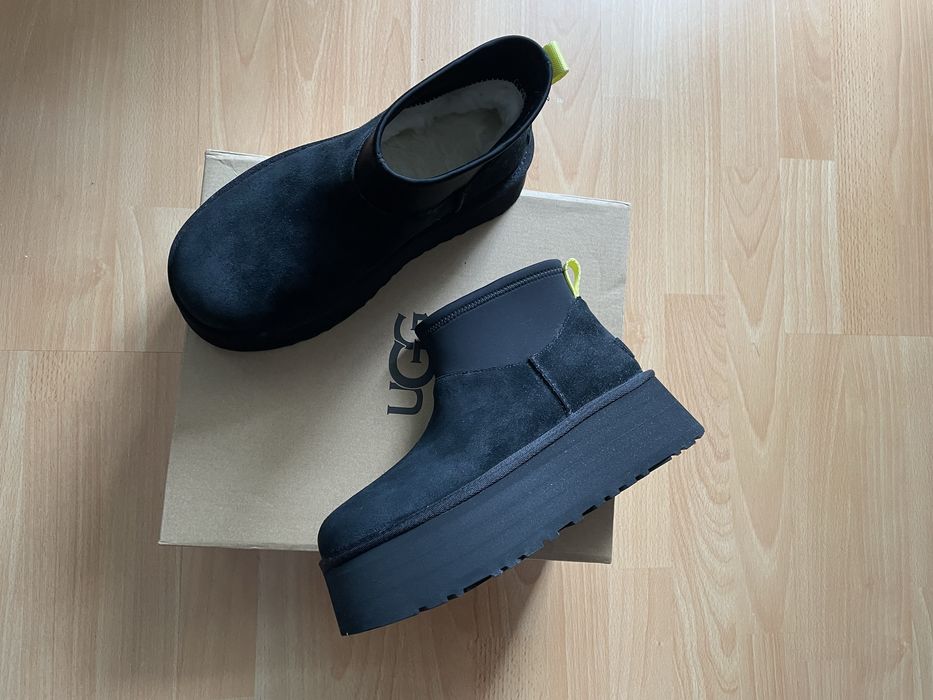 UGG-uri noi marimea 41