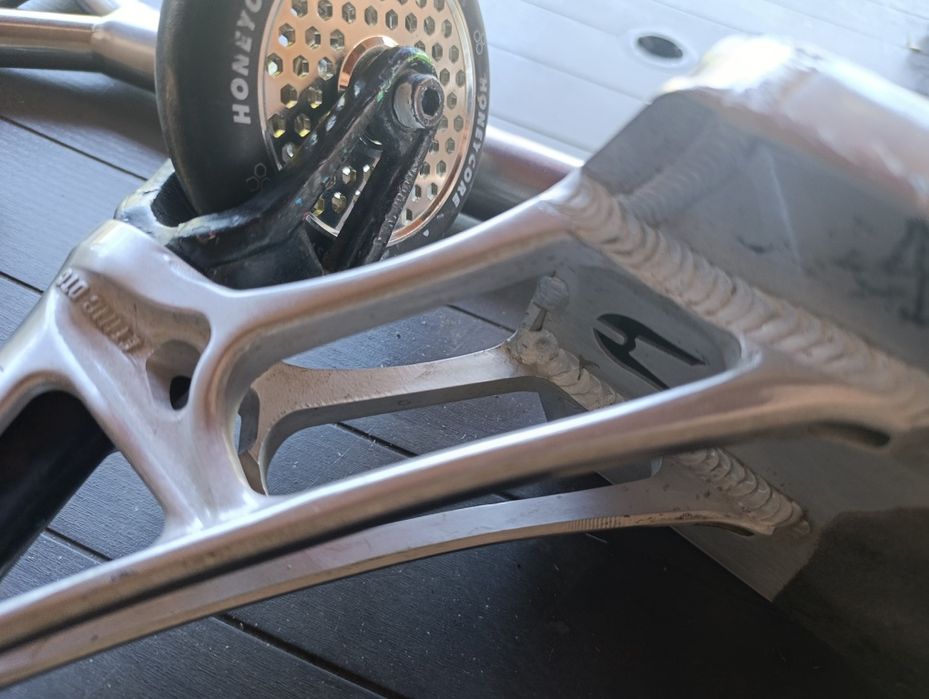 Trotineta custom hybrid