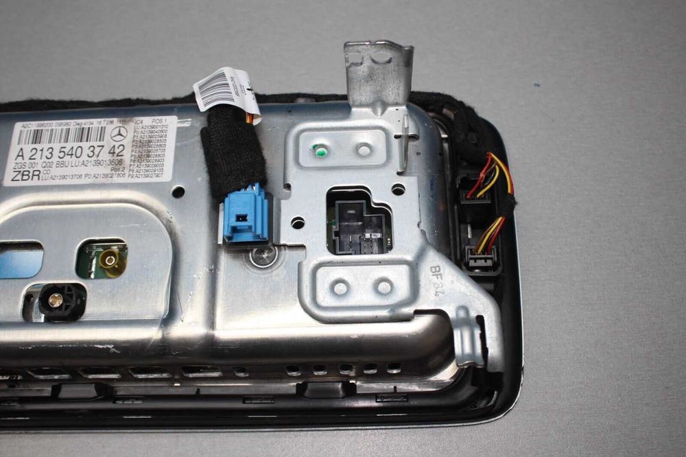 Tabletă Ceasuri bord Mercedes E CLS w213 W257 digitale 0KM A2135405499