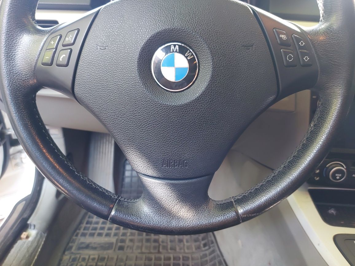 Волан БМВ Е90  E91/ BMW E90 E91