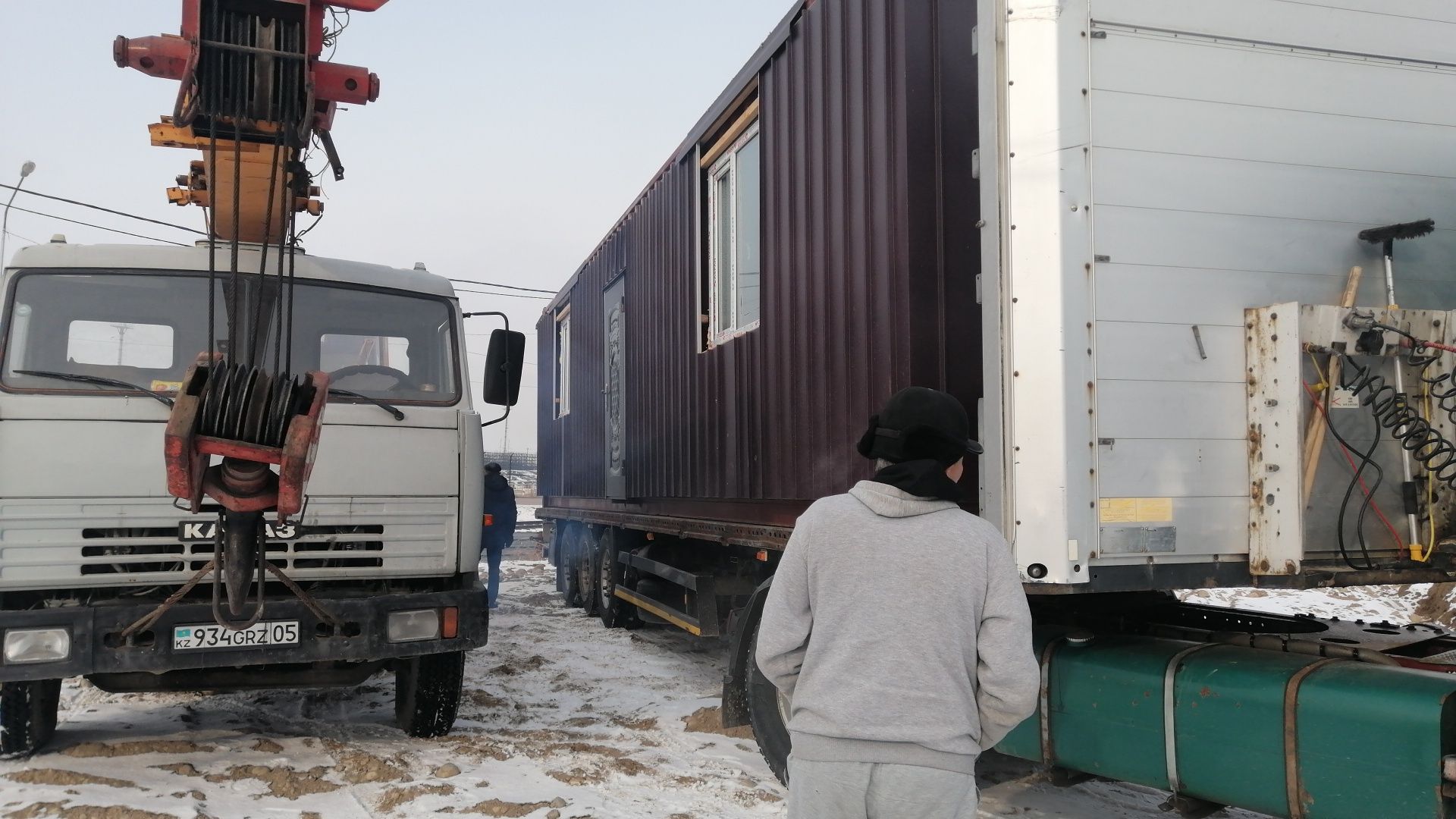 Услуги  грузоперевозок на платформе по городу Кызылорда и снг
