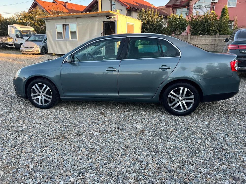 Volkswagen Jetta 2.0 TDi euro 4 KM reali 240000 posibilitate RATE