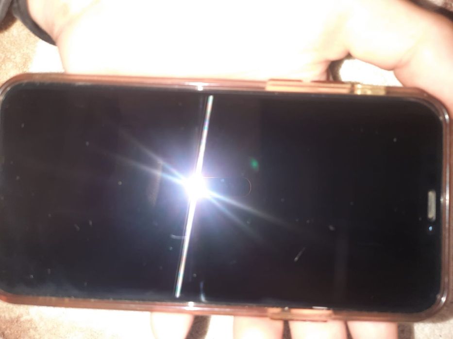 Vand urgent iphone 11 pro