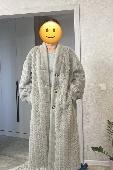 Продается пальто альпака