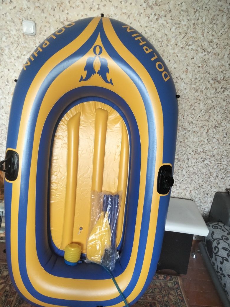 Продам небольшую надувную лодку,