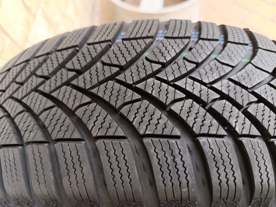 Зимни гуми Semperit 195/65/15 Speed grid 5, dot 2023