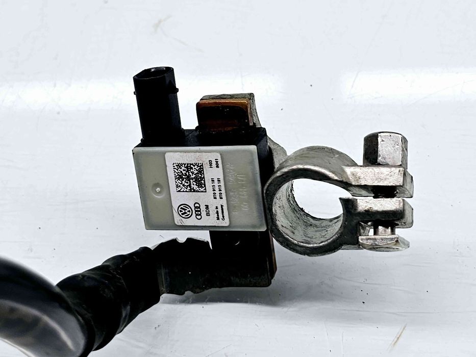 Borna baterie (-) AUDI A4 (8K2, B8) [Fabr 2008-2015] 8T0915181