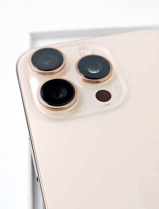 iPhone 16 PRO cu 99% Bateria ,Accept Schimburi