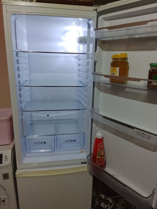 Продам холодильник