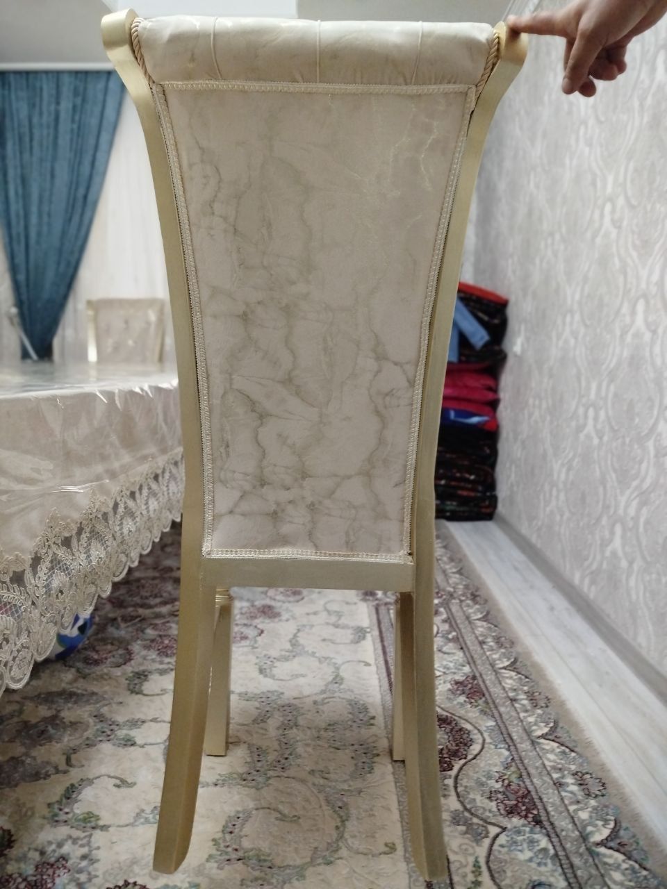 Стол стулья 12 штук