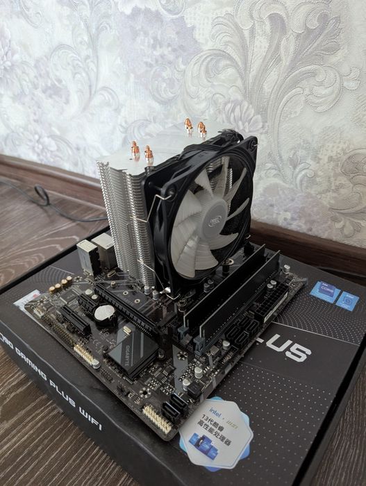 Продам комплект ЦП+Матплата+ОЗУ