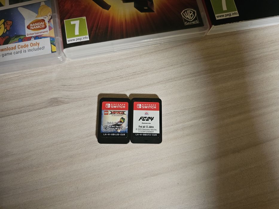 Nintendo Switch 32GB + 128GB SD card