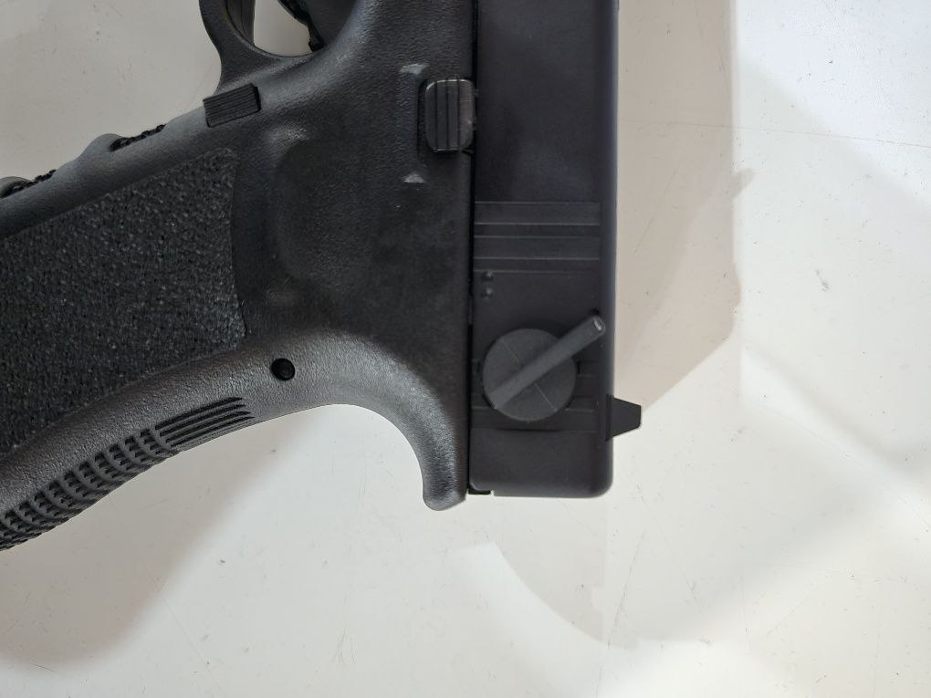 Еърсофт пистолет GLOCK 18C