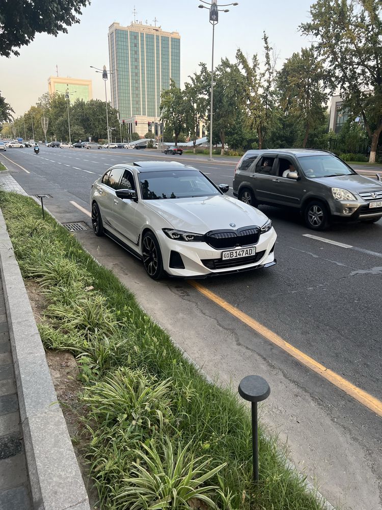 BMW I3 35L  sotiladi bu 340 ot kuchligi yili 2024
