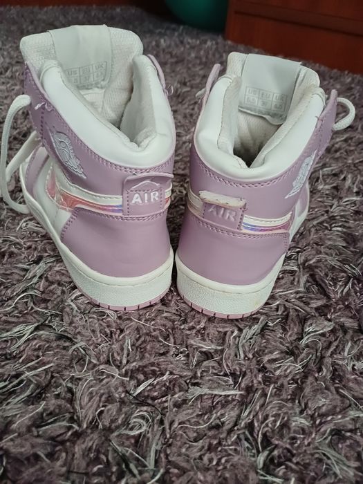 Nike Jordan 1 mid Glitter Swoosh  dama