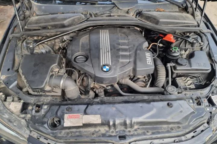 ceasuri de bord cotiera nuca usa portiera oglinda stanga dreapta far stop planetara BMW seria 5 E61 LCI 520d , an 2010, motor 2.0 d 177cp, cod motor n47d20a  dezmembrez