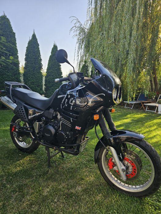 Triumph Tiger vând/schimb ATV/ hală metalică