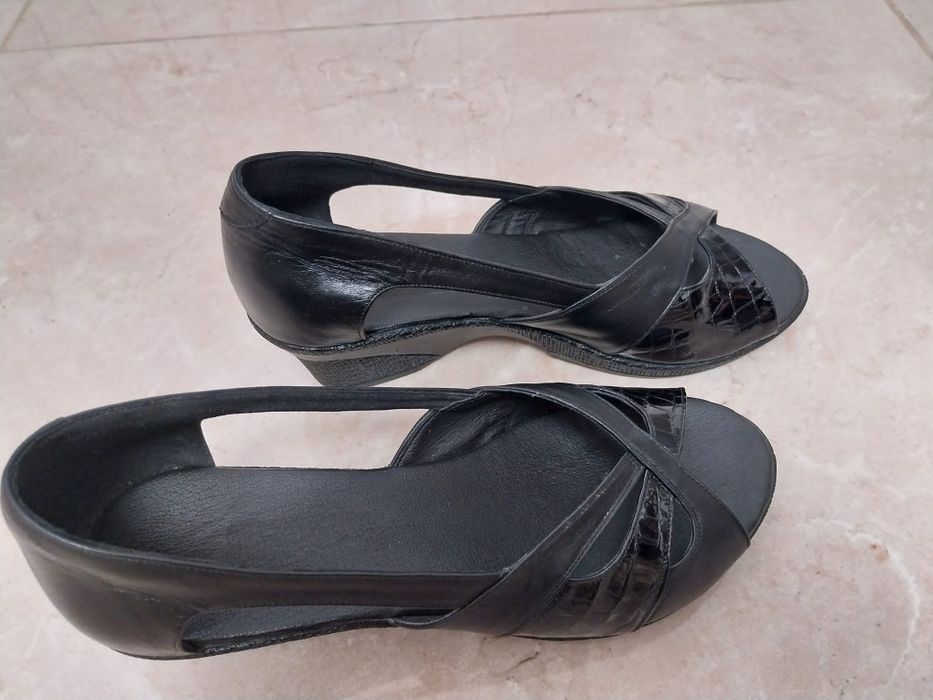 Pantofi damă decupați măsura 37