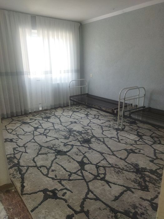 Vatniyda 1 xonali kvartira sotiladi yoki ijaraga betiladi beriladi.