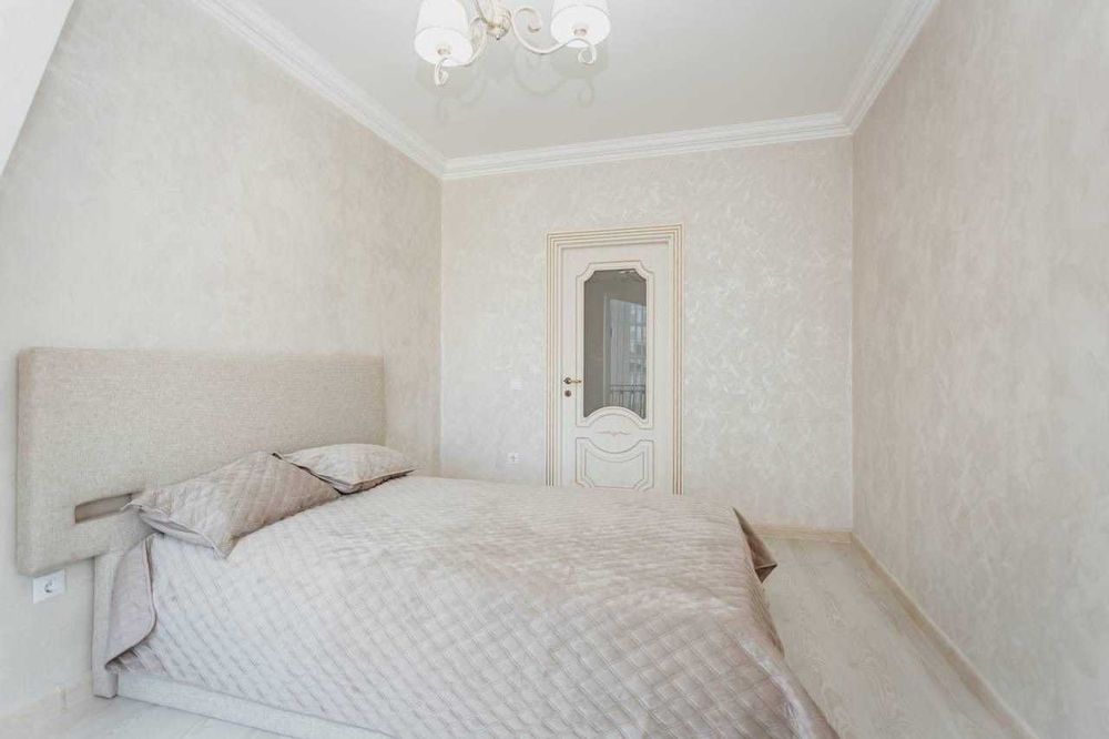 Дава се под наем Двустаен апартамент в София, Кръстова вада - 75 кв.м за 500 € - Снимка #2