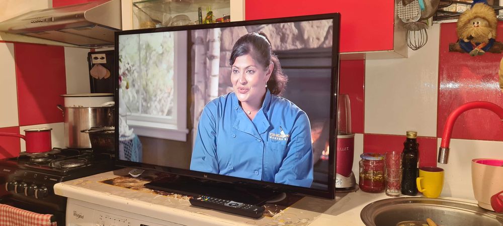 Smart 102 cm = 750 lei