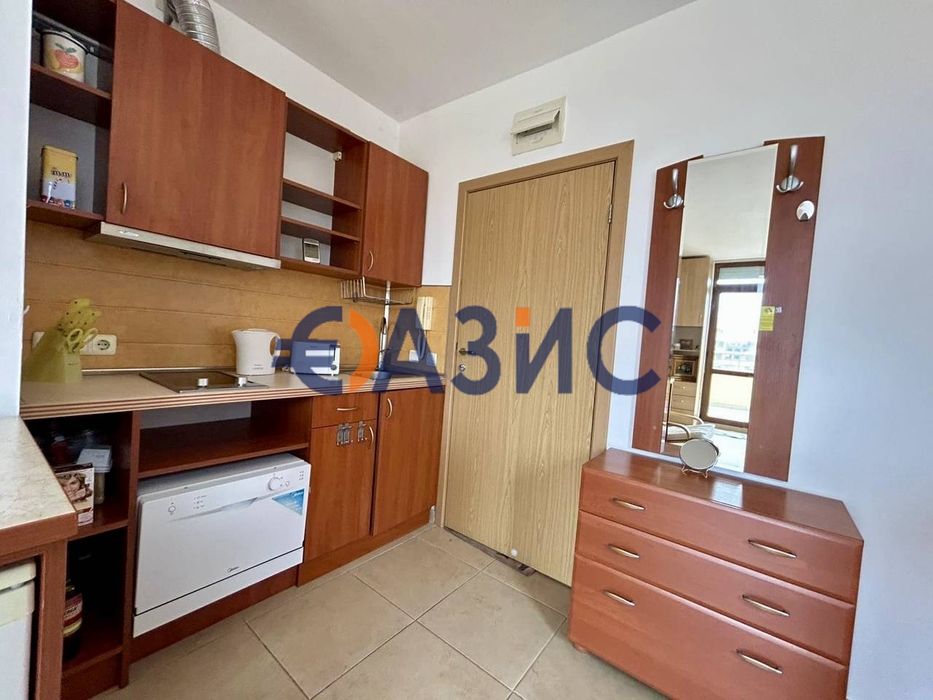 Двустаен апартамент в комплекс Ashton Hall, 118 кв.м., Слънчев бряг,